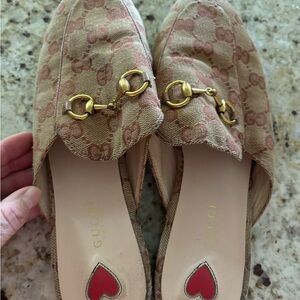 Authentic Princeton Rose/mauve Gucci Mules- size 39